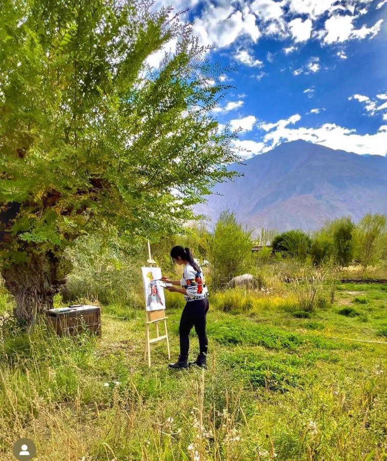 Отель Lchang Nang Retreat-The House Of Trees-Nubra Valley Sumur Экстерьер фото