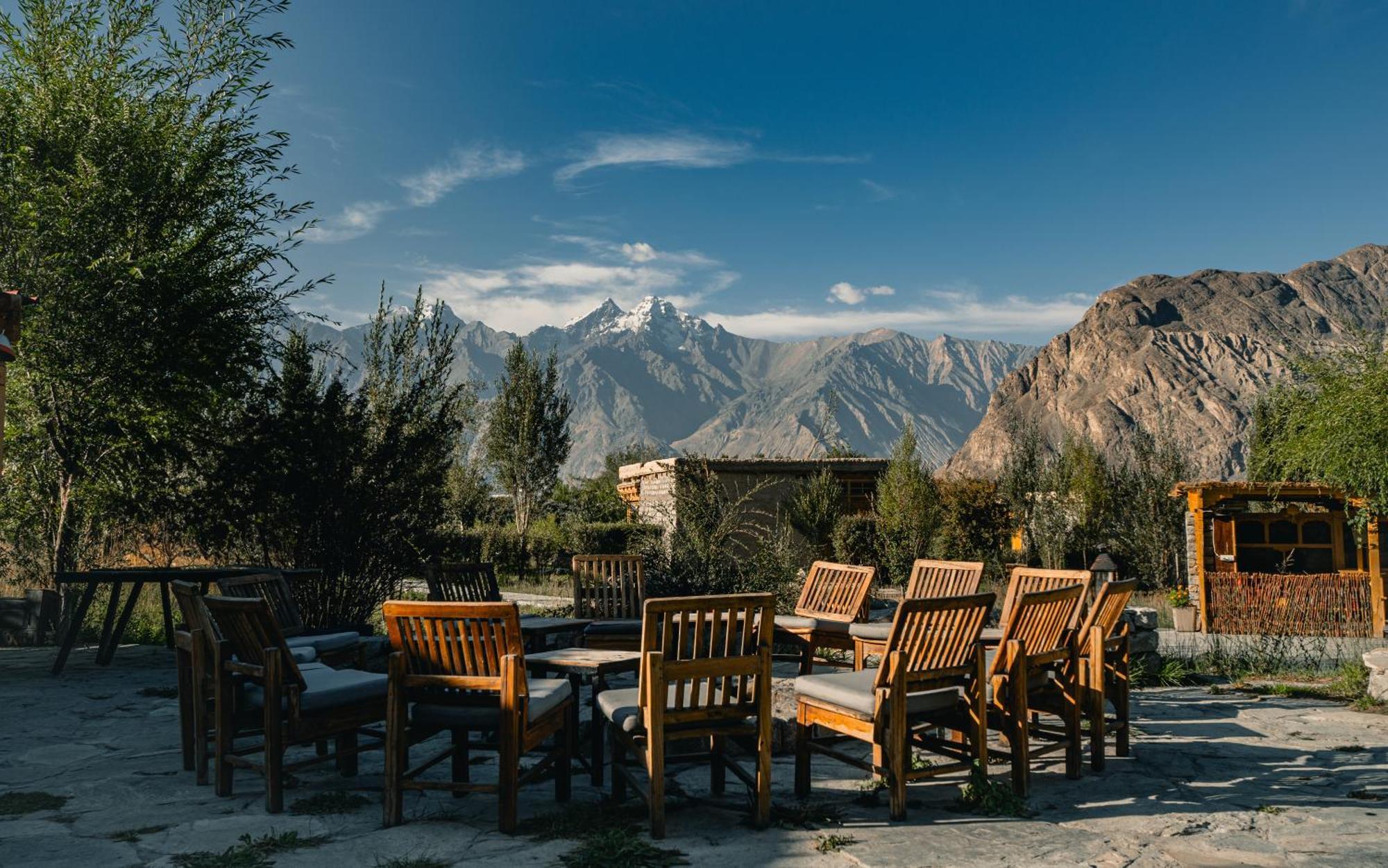 Отель Lchang Nang Retreat-The House Of Trees-Nubra Valley Sumur Экстерьер фото